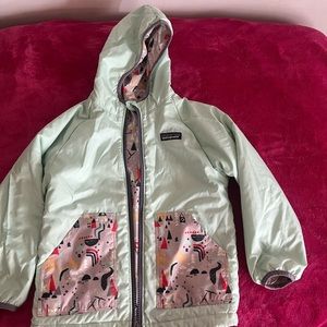 5year old pantagonia jacket in good condition